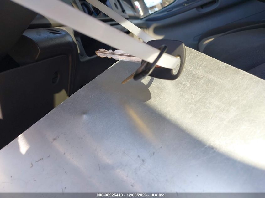 2002 Ford Super Duty F-350 Srw Lariat/Xl/Xlt VIN: 1FTSX30F52EC78439 Lot: 38225419