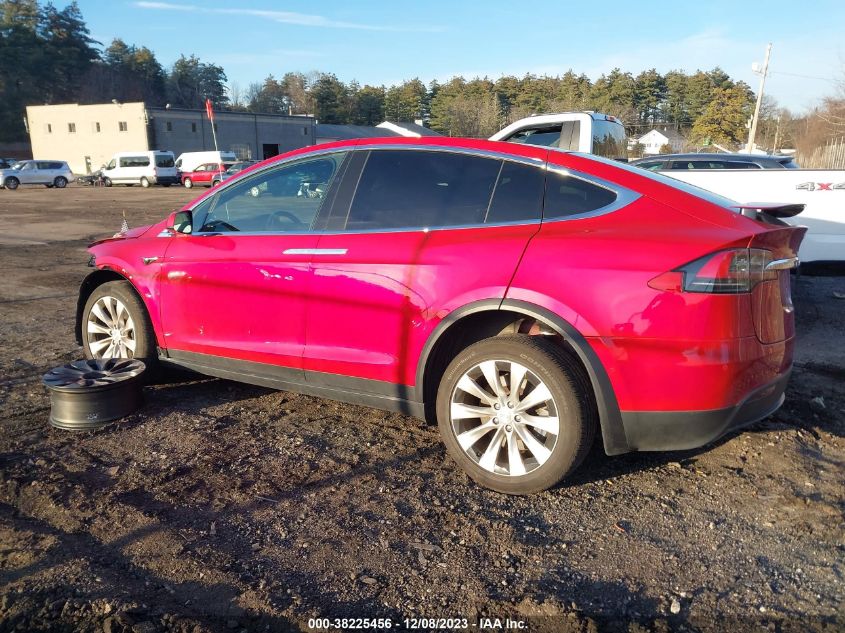 2020 Tesla Model X Long Range Dual Motor All-Wheel Drive/Long Range Plus Dual Motor All-Wheel Drive VIN: 5YJXCDE21LF263563 Lot: 38225456