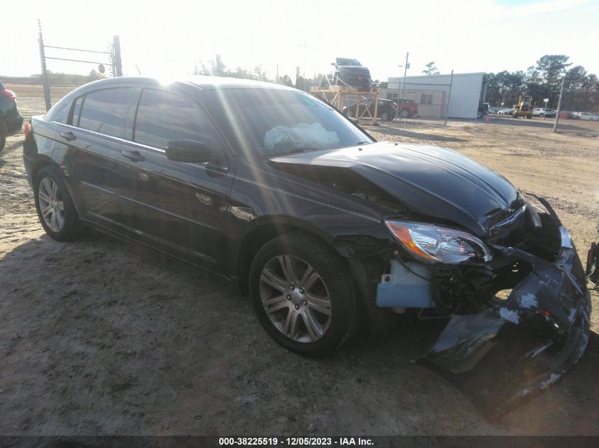 2013 Chrysler 200 Touring VIN: 1C3CCBBB9DN656192 Lot: 38225519