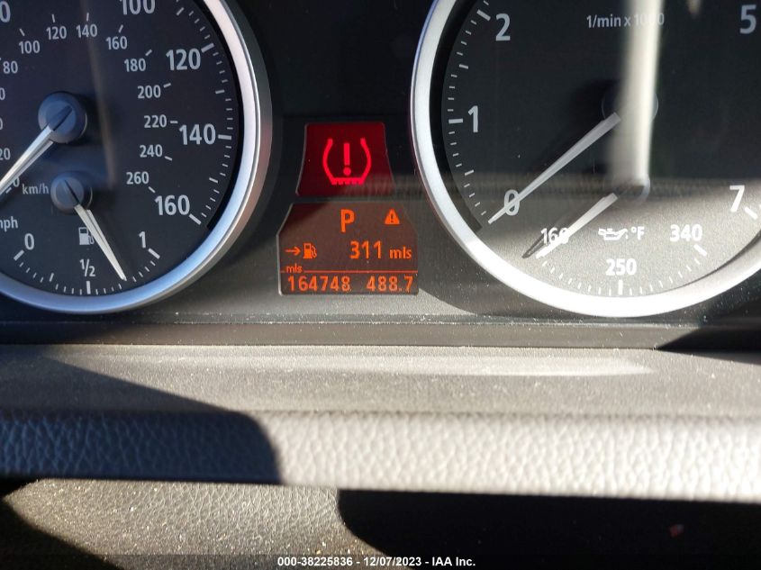 2005 BMW 645Ci VIN: WBAEH73495B193151 Lot: 38225836