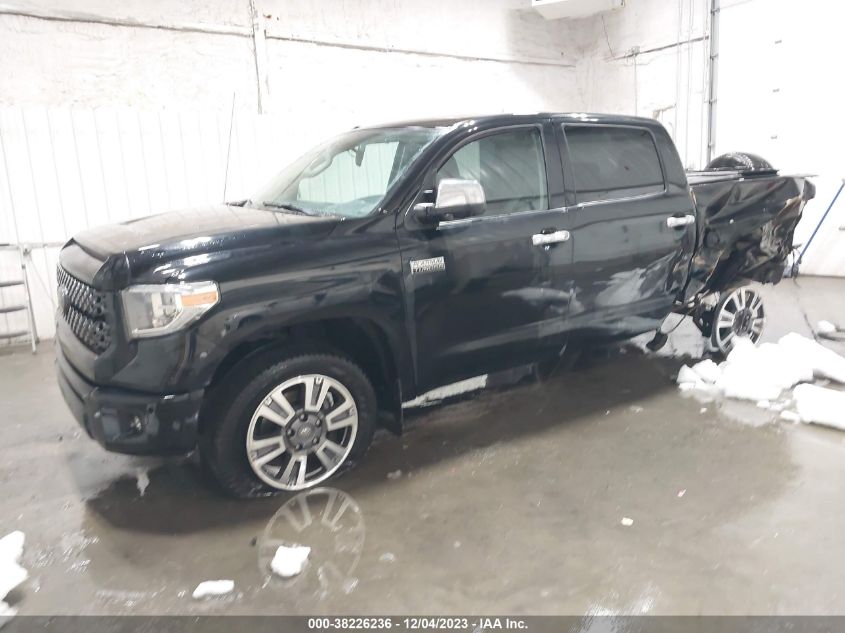 2018 Toyota Tundra Platinum 5.7L V8 VIN: 5TFAY5F19JX752198 Lot: 38226236