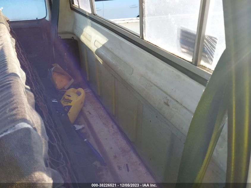 1986 Chevrolet C10 VIN: 1GCDC14N3GF399871 Lot: 38226521