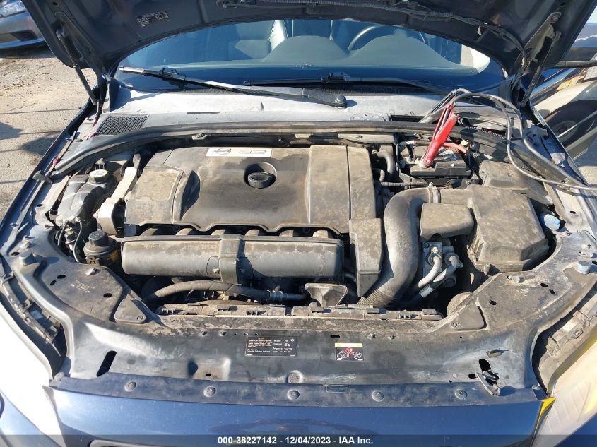 2012 Volvo Xc70 3.2/3.2 Platinum VIN: YV4952BL1C1120283 Lot: 38227142