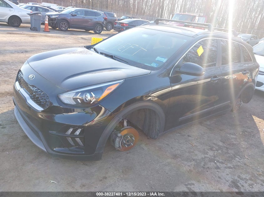 2020 Kia Niro Lx VIN: KNDCB3LCXL5438210 Lot: 38227401