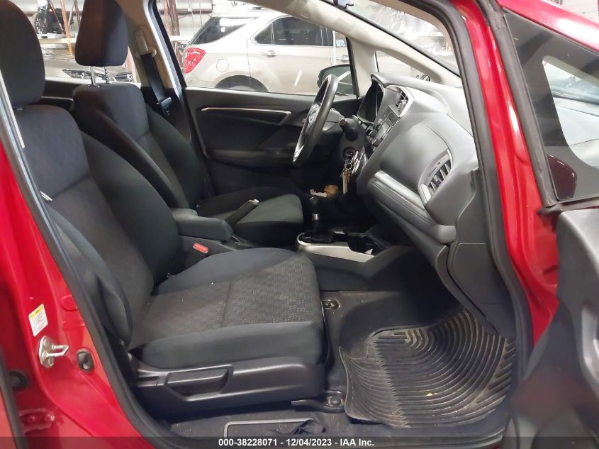 2015 Honda Fit Lx VIN: 3HGGK5G5XFM738838 Lot: 38228071