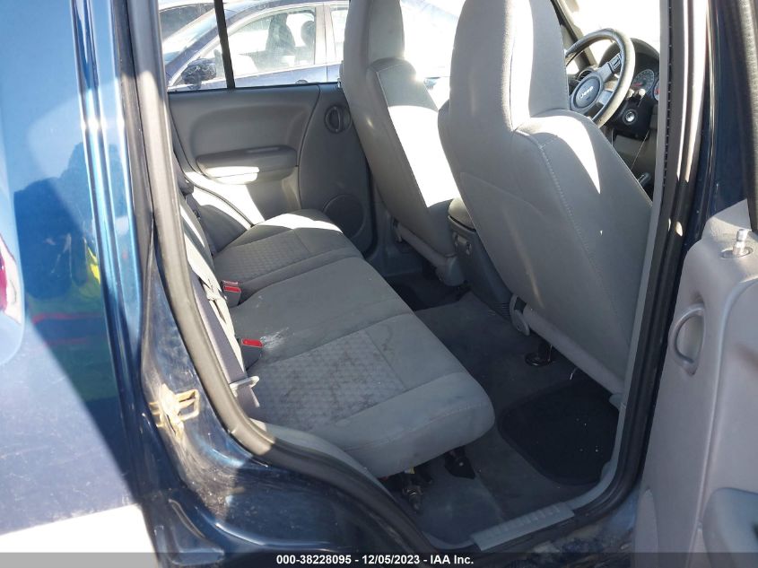 2005 Jeep Liberty Sport VIN: 1J4GL48K75W573057 Lot: 38228095