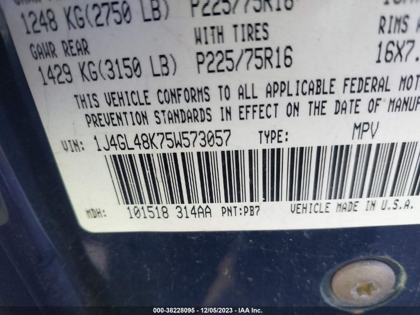 2005 Jeep Liberty Sport VIN: 1J4GL48K75W573057 Lot: 38228095