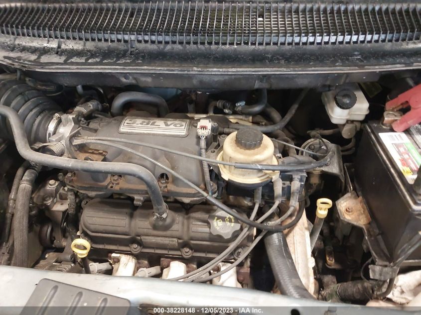 2005 Chrysler Town & Country Touring VIN: 2C4GP54L65R187236 Lot: 38228148