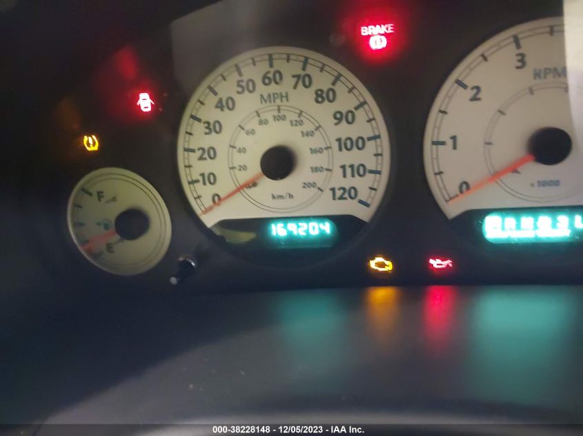 2005 Chrysler Town & Country Touring VIN: 2C4GP54L65R187236 Lot: 38228148