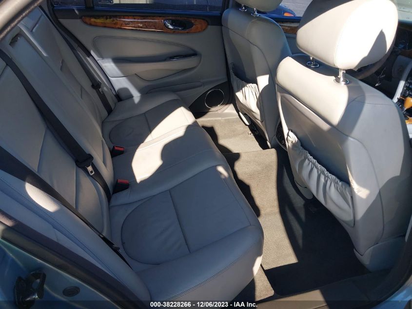 2005 Jaguar Xj Xj8 L VIN: SAJWA79C45SG44131 Lot: 38228266