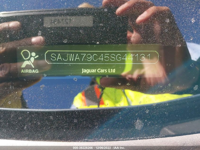 2005 Jaguar Xj Xj8 L VIN: SAJWA79C45SG44131 Lot: 38228266