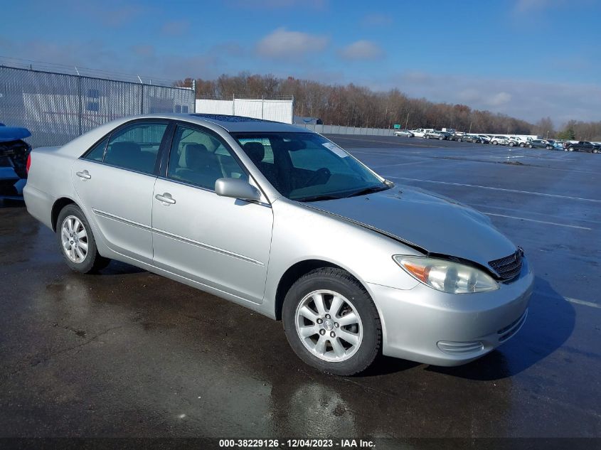 4T1BE30K62U615513 2002 Toyota Camry Xle