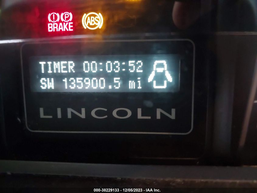 2008 Lincoln Navigator VIN: 5LMFU28588LJ01901 Lot: 38229133