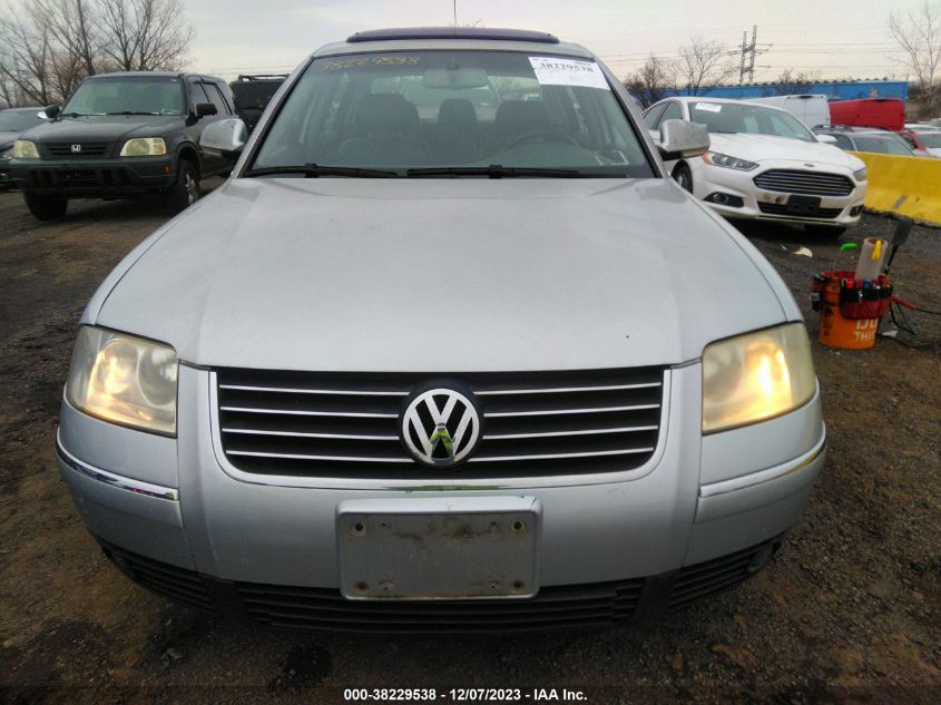 2004 Volkswagen Passat Glx VIN: WVWTH63B74P196702 Lot: 38229538