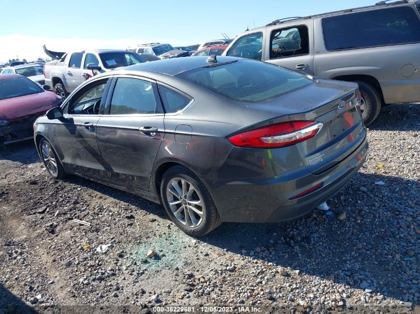 3FA6P0HD1LR160556 2020 Ford Fusion Se