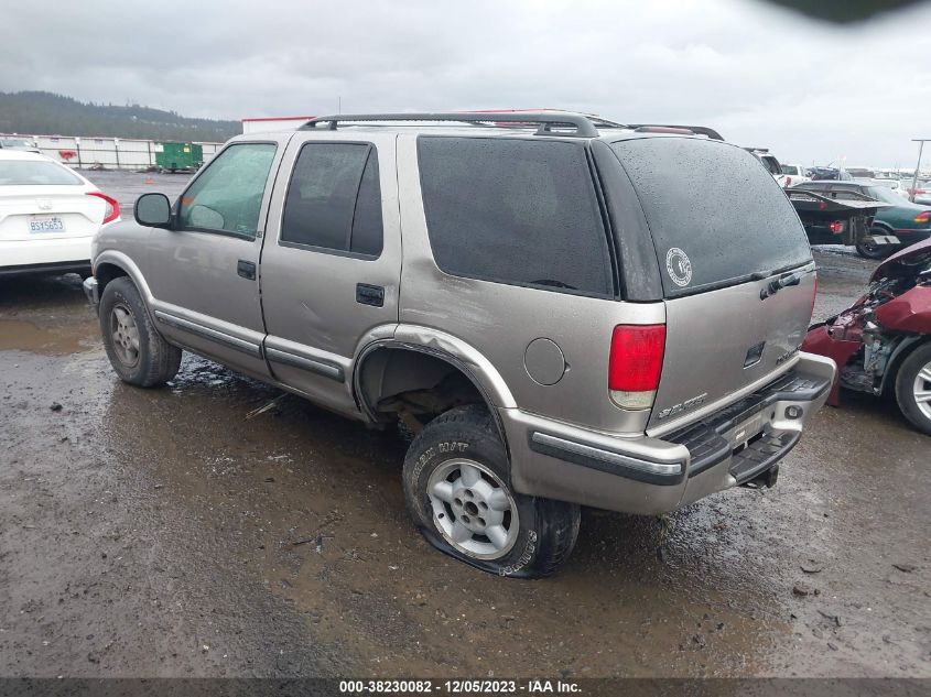 1998 Chevrolet Blazer Ls Cmi VIN: 1GNDT13WXW2289441 Lot: 38230082
