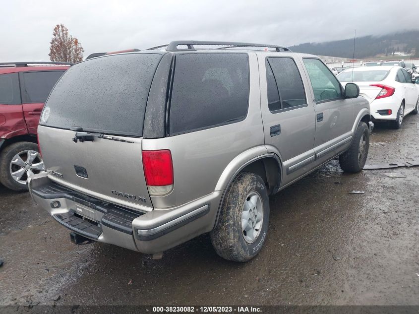 1998 Chevrolet Blazer Ls Cmi VIN: 1GNDT13WXW2289441 Lot: 38230082