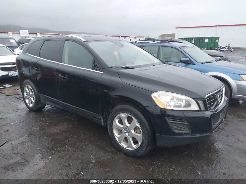 2013 Volvo Xc60 3.2/3.2 Platinum VIN: YV4940DZ7D2428501 Lot: 38230382