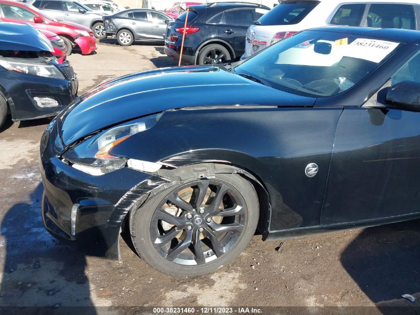 JN1AZ4EH9JM571922 2018 Nissan 370Z Touring