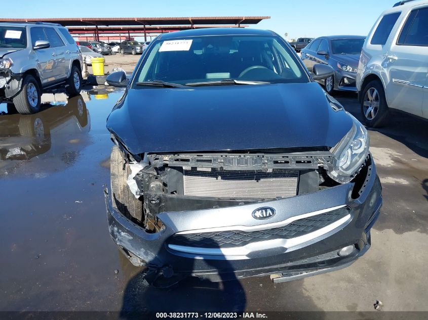 3KPF24AD8ME387925 2021 Kia Forte Lxs