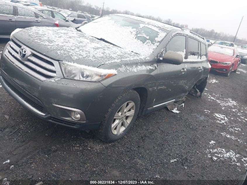 2013 Toyota Highlander Se V6 VIN: 5TDBK3EH8DS264735 Lot: 38231834