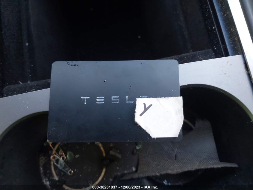 2021 Tesla Model Y Long Range Dual Motor All-Wheel Drive VIN: 5YJYGAEE3MF287236 Lot: 38231937