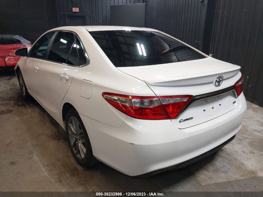 2015 Toyota Camry Se VIN: 4T1BF1FKXFU912377 Lot: 38232986