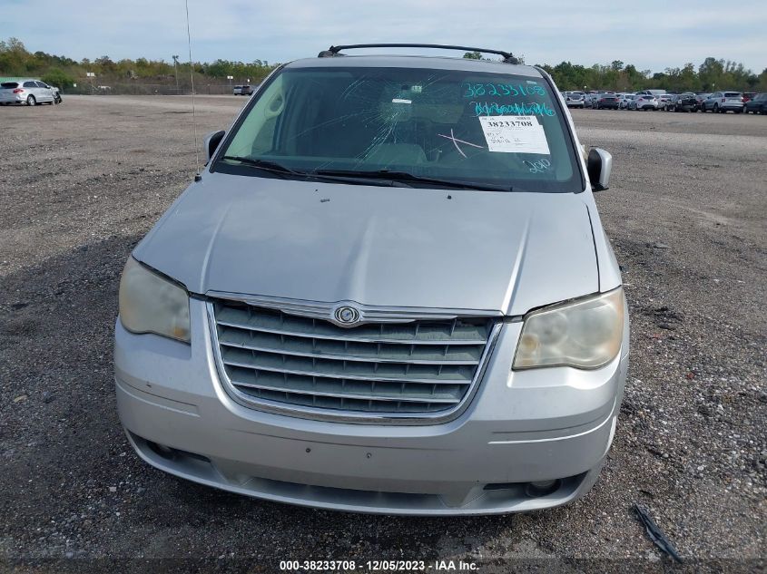 2010 Chrysler Town & Country Touring VIN: 2A4RR5D15AR267133 Lot: 38233708