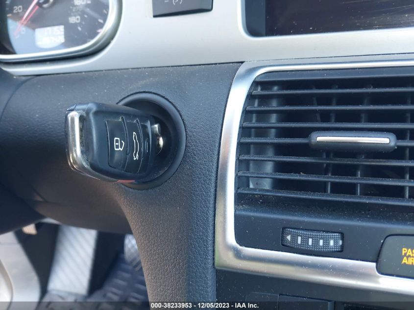 2014 Audi Q7 3.0T S Line Prestige VIN: WA1DGAFEXED006324 Lot: 38233953