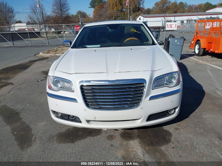 2013 Chrysler 300C VIN: 2C3CCAET4DH641171 Lot: 38234011