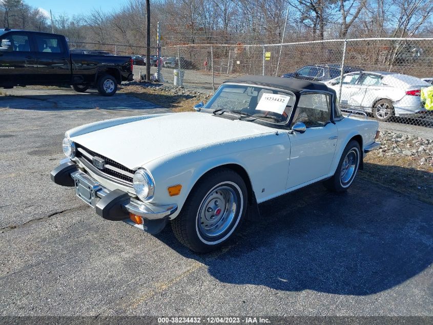 1976 Triumph Tr6 VIN: CF52753U Lot: 38234432