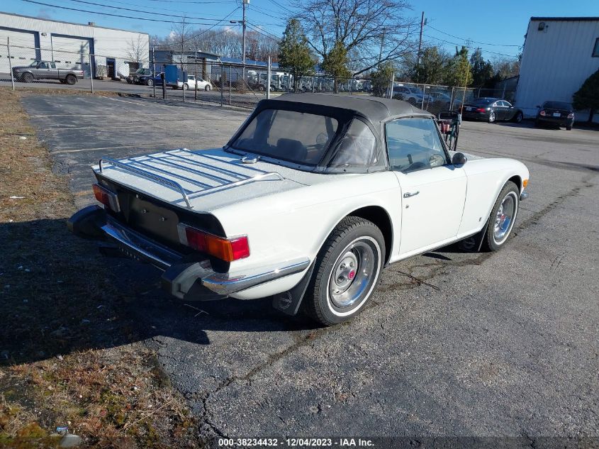 1976 Triumph Tr6 VIN: CF52753U Lot: 38234432