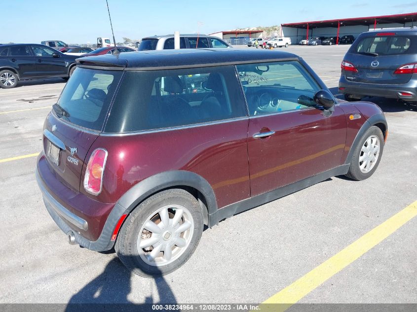 2003 Mini Cooper Hardtop Base (M5) VIN: WMWRC33443TC45031 Lot: 38234964