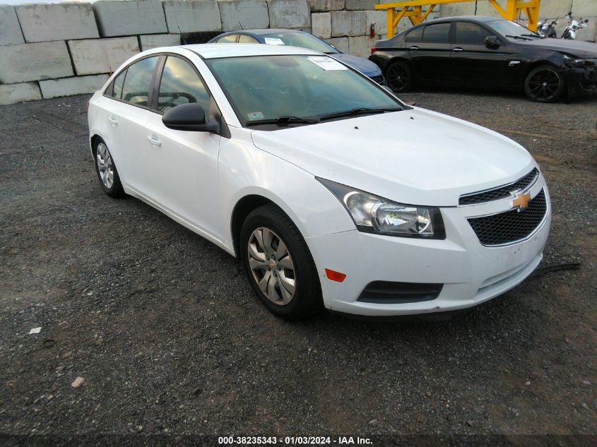 1G1PA5SGXE7131883 2014 Chevrolet Cruze Ls Auto