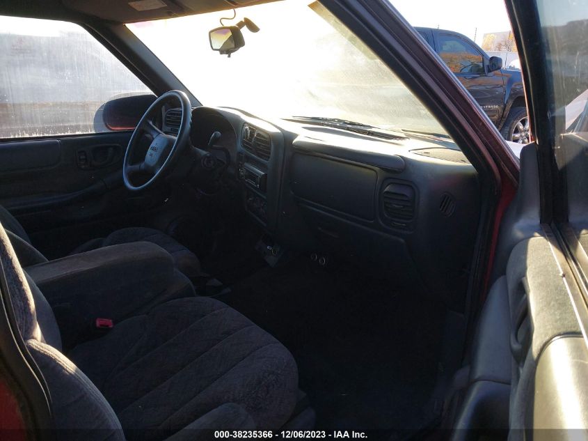 2001 GMC Sonoma Sls W/1Sg Pkg VIN: 1GTCS19W018110179 Lot: 38235366