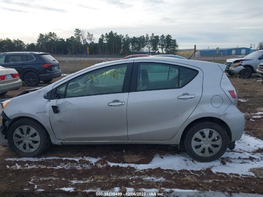 2013 Toyota Prius C One VIN: JTDKDTB35D1544502 Lot: 38235499