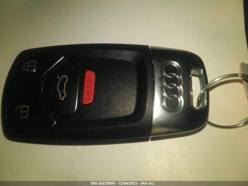 2018 Audi A4 2.0T Tech Premium VIN: WAUENAF44JN013505 Lot: 38235555