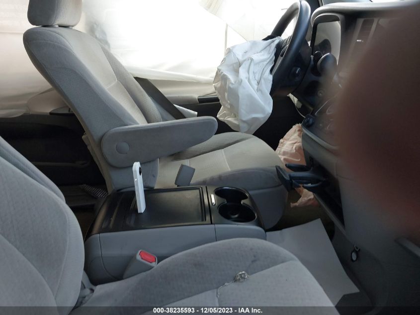 2015 Toyota Sienna Le 8 Passenger VIN: 5TDKK3DCXFS603505 Lot: 38235593