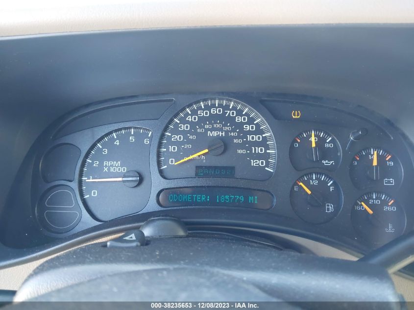 2005 Chevrolet Tahoe Z71 VIN: 1GNEK13T55R271285 Lot: 38235653