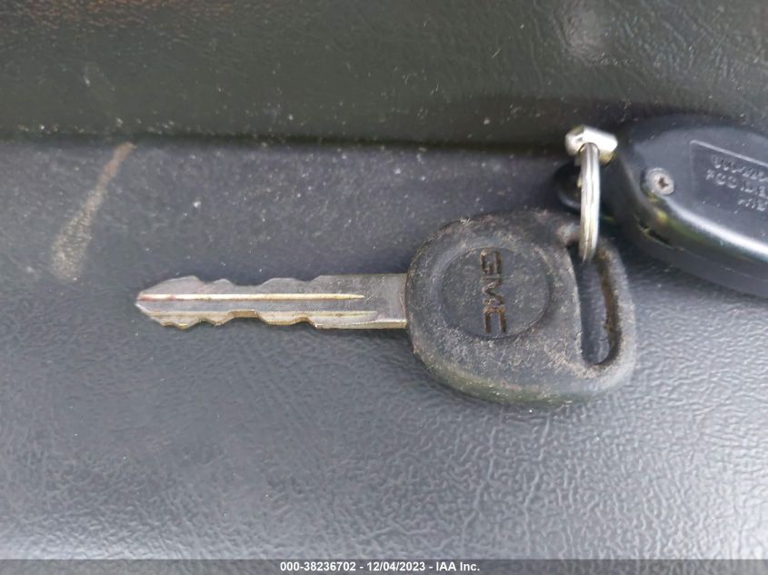 2007 GMC Sierra 1500 Classic Slt VIN: 2GTEK19B371139211 Lot: 38236702