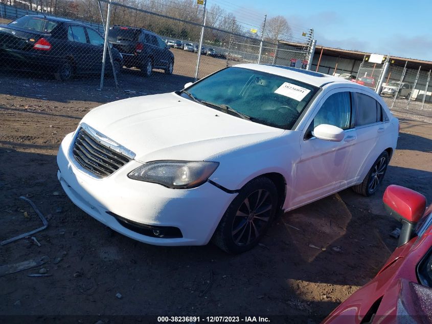 2011 Chrysler 200 S VIN: 1C3BC8FGXBN597672 Lot: 38236891