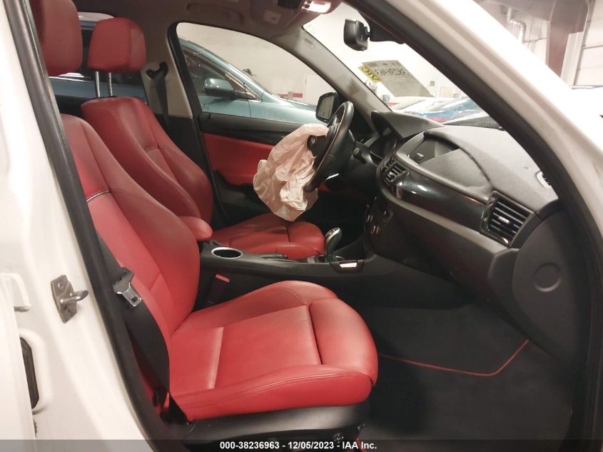 2014 BMW X1 xDrive28I VIN: WBAVL1C55EVY19099 Lot: 38236963