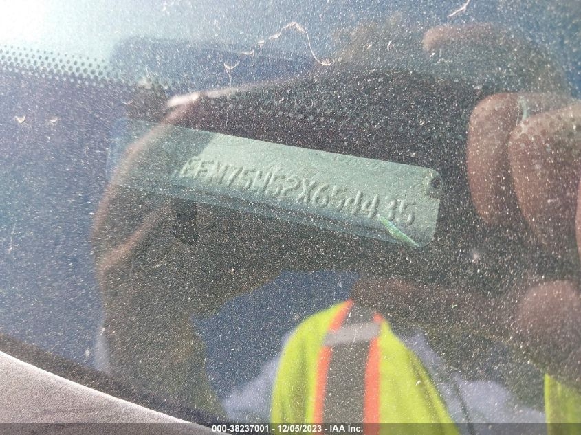 2002 Mercury Grand Marquis Ls Premium VIN: 2MEFM75W52X654435 Lot: 38237001