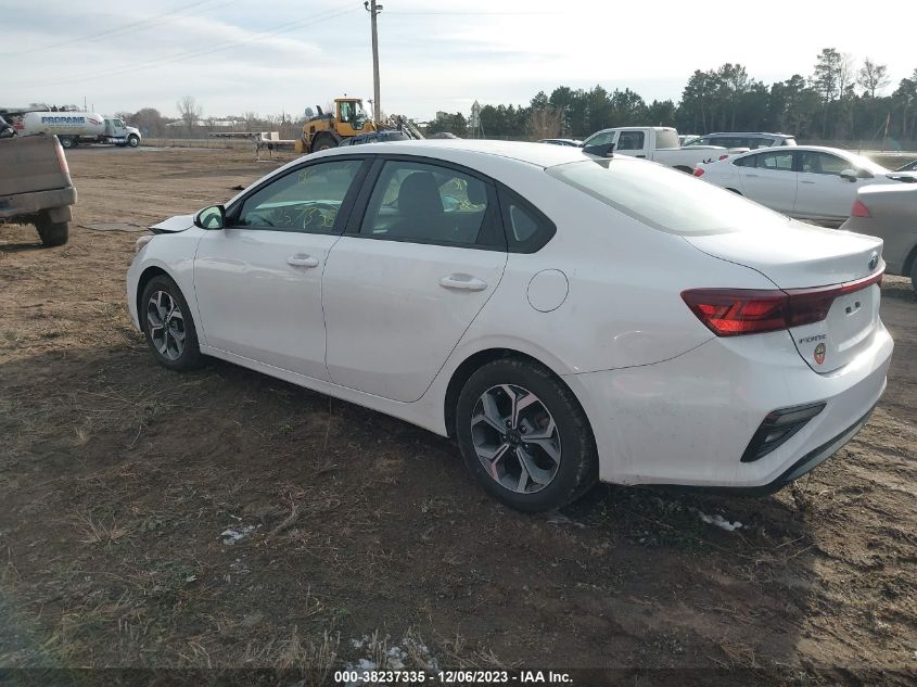 3KPF24AD3KE113609 2019 Kia Forte Lxs