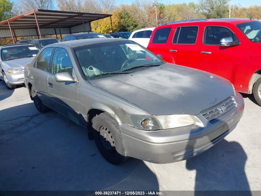 1999 Toyota Camry Le VIN: 4T1BG22K9XU428209 Lot: 38237471