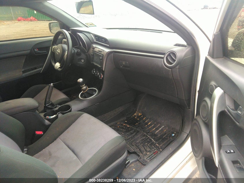 2015 Scion Tc VIN: JTKJF5C7XF3092596 Lot: 38238259