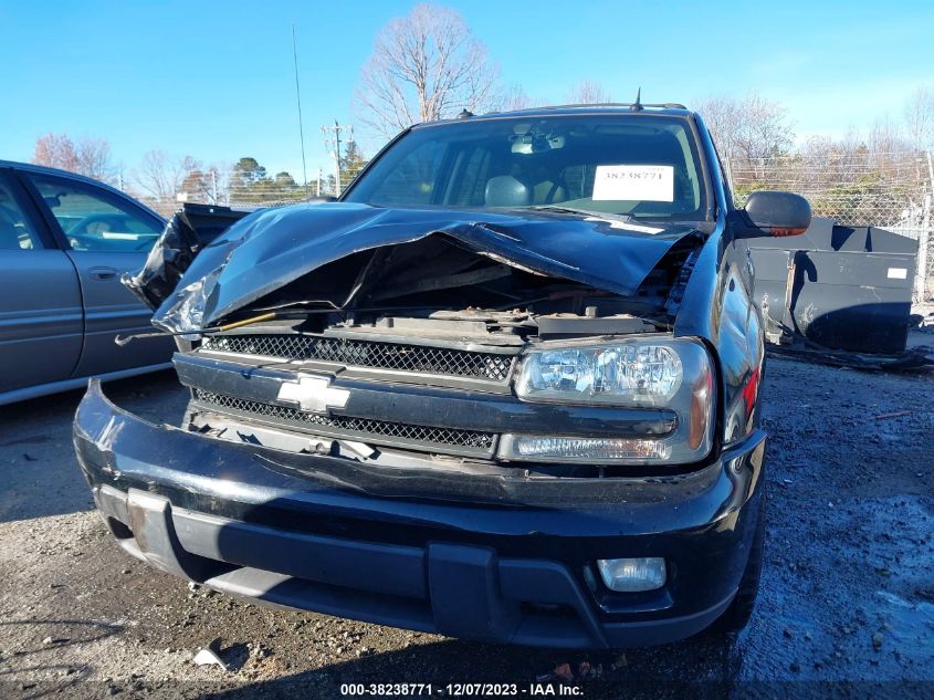 1GNDT13S942346951 2004 Chevrolet Trailblazer Lt