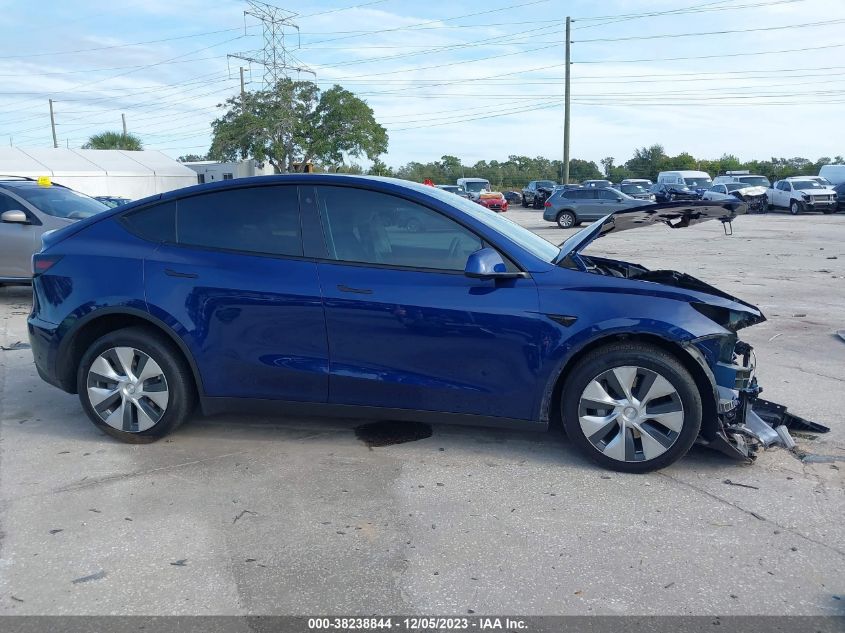 2022 Tesla Model Y Long Range Dual Motor All-Wheel Drive VIN: 7SAYGDEE1NF364739 Lot: 38238844