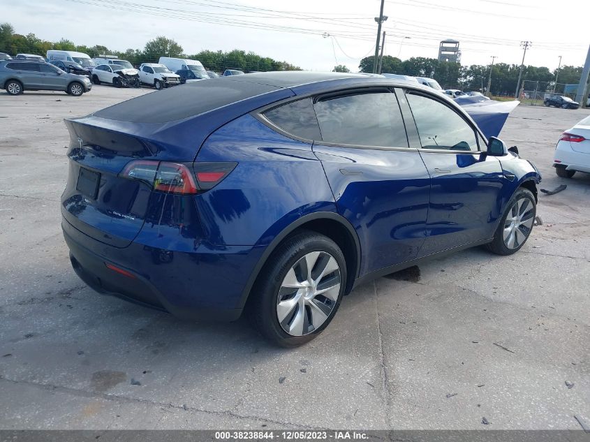 2022 Tesla Model Y Long Range Dual Motor All-Wheel Drive VIN: 7SAYGDEE1NF364739 Lot: 38238844