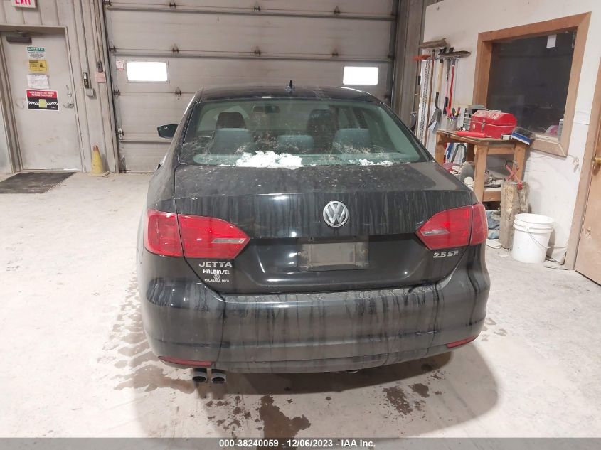 3VWDX7AJ9DM427867 2013 Volkswagen Jetta 2.5L Se